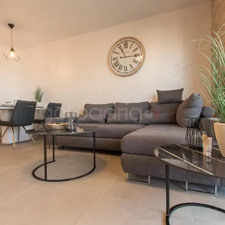 Delux Diva Mare - Free Parking Appartement